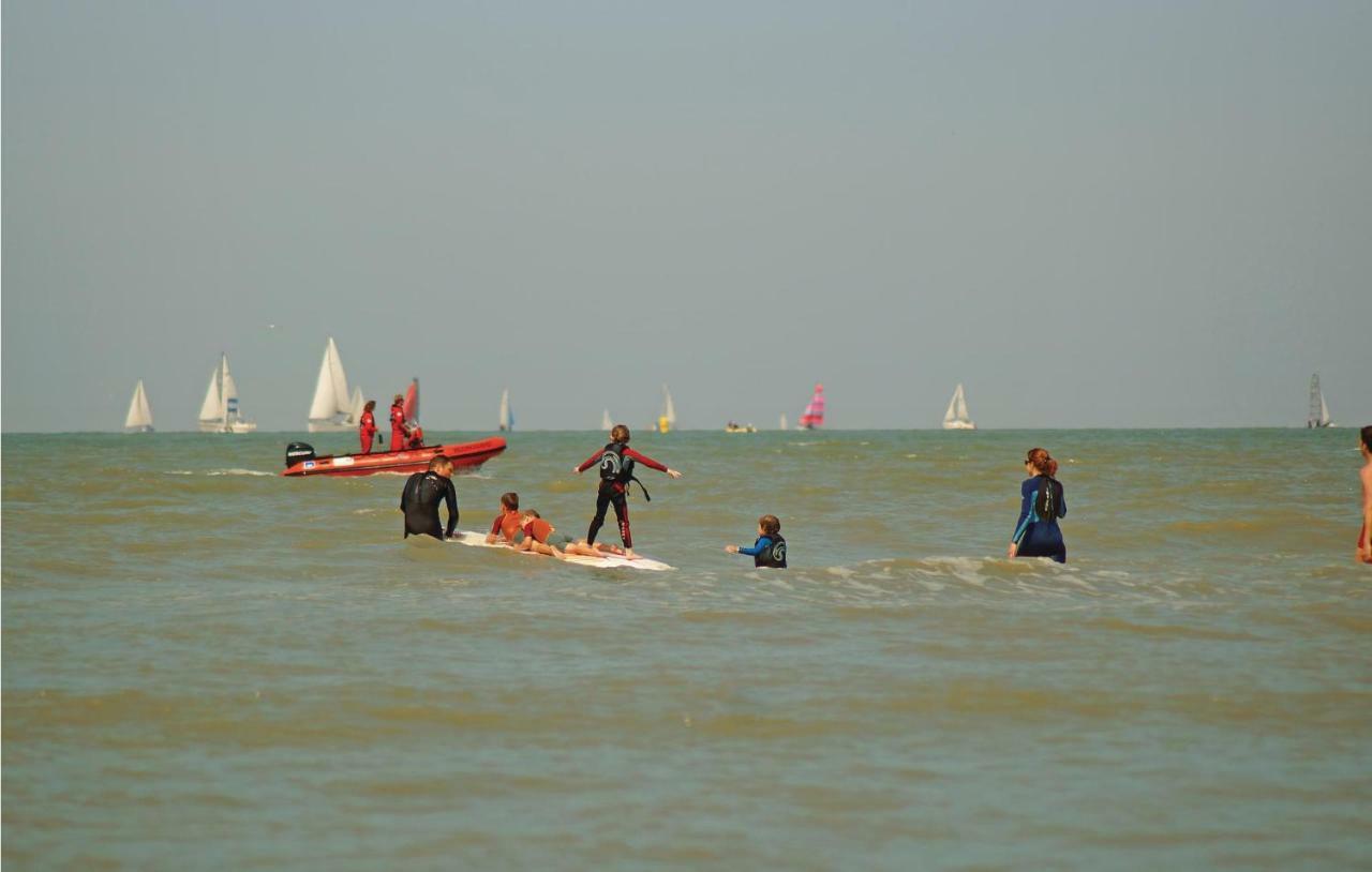 Goudstrand Oostduinkerke Buitenkant foto